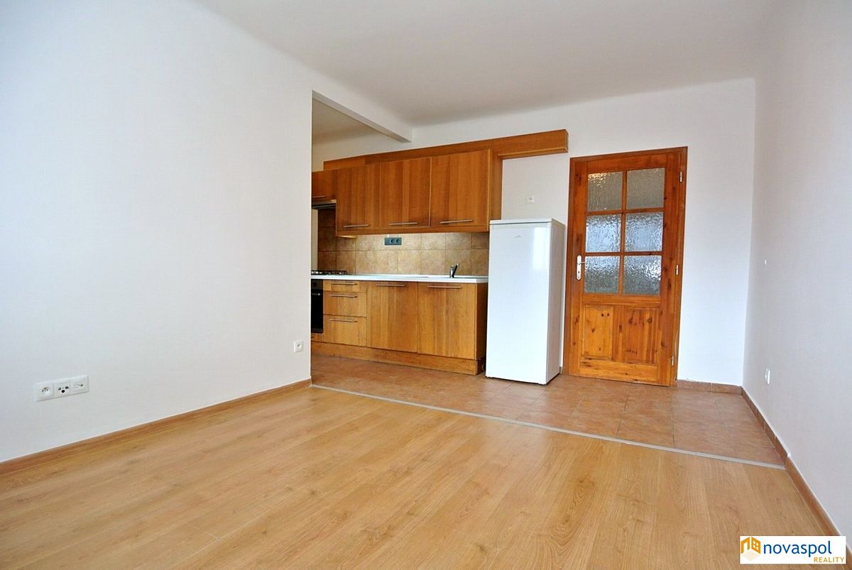 Pronájem bytu 3+kk 60 m²