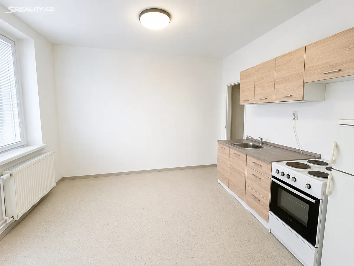 Pronájem bytu 2+kk 40 m², Praha