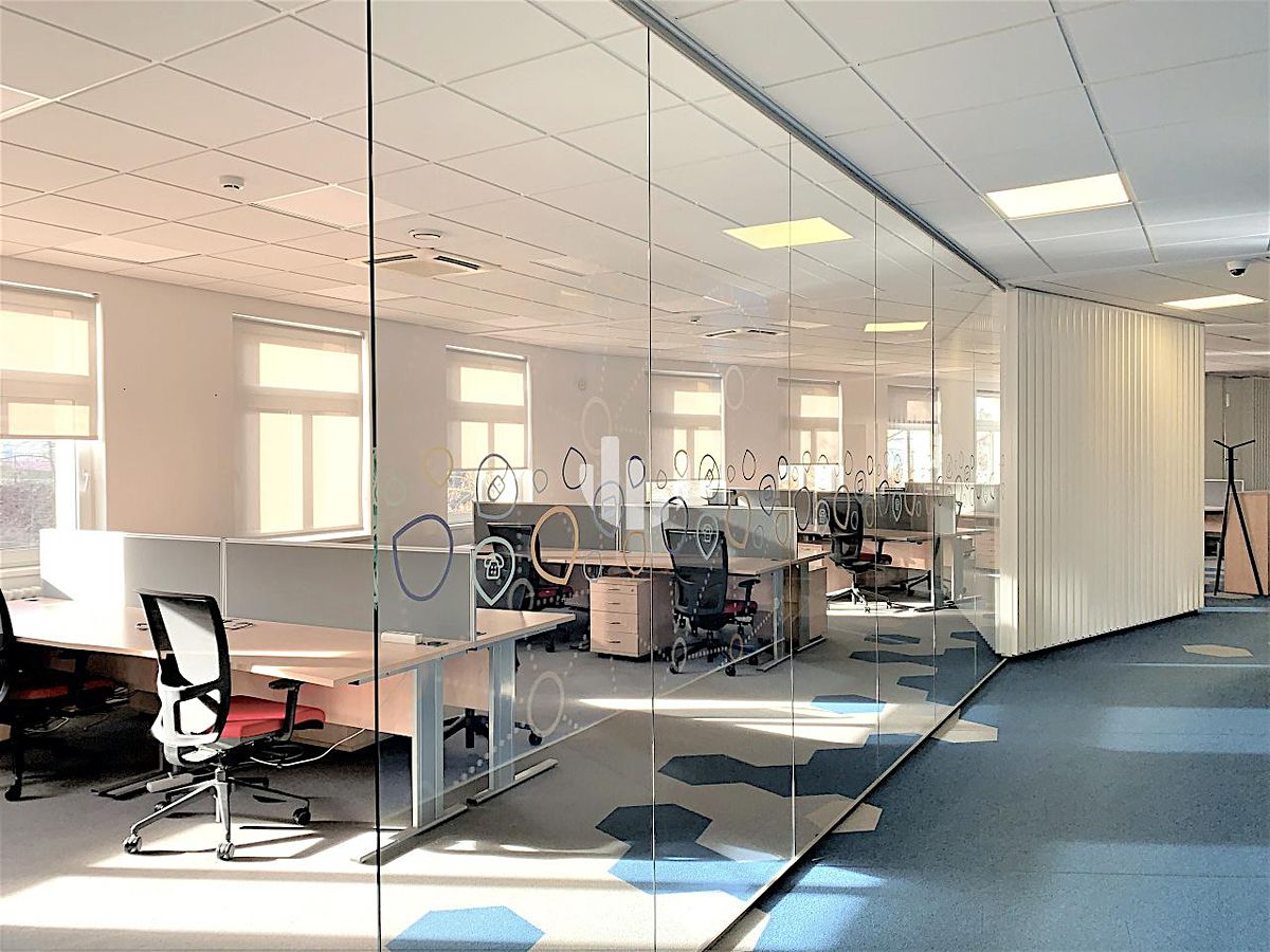 Pronájem kanceláře 454 m² – fotografie 4