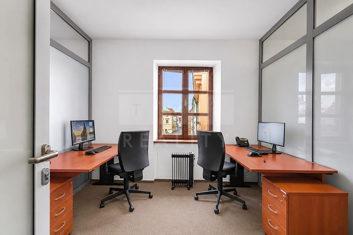 Pronájem kanceláře 110 m² – fotografie 2
