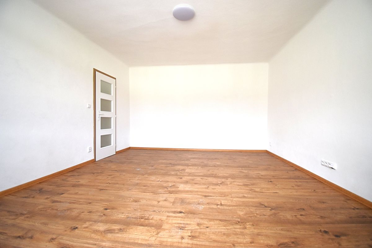 Pronájem bytu 3+kk 86 m²