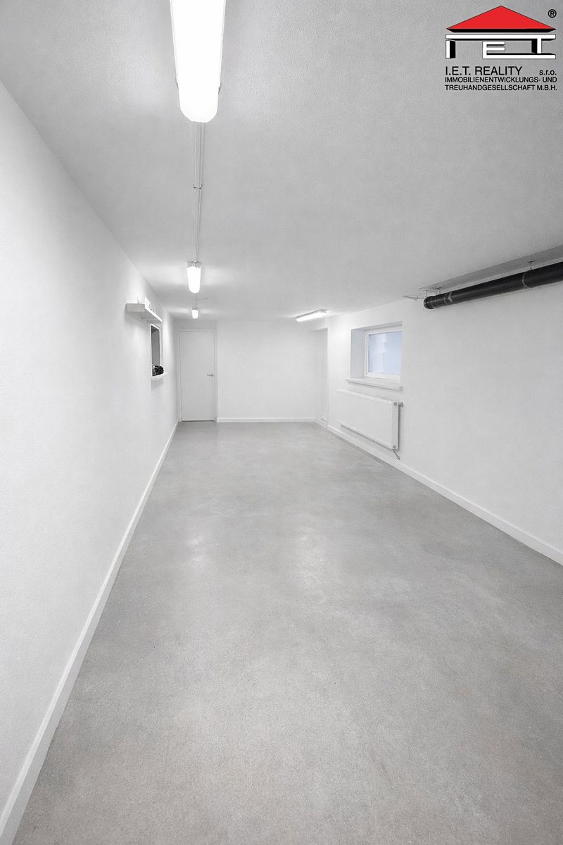 Prodej výrobní haly, prostoru 300 m² – fotografie 3
