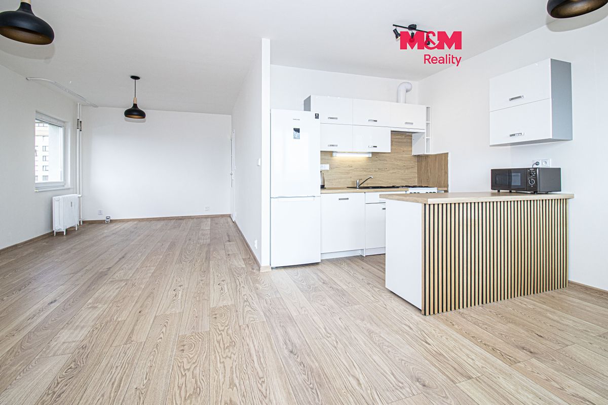 Pronájem bytu 3+kk 72 m²