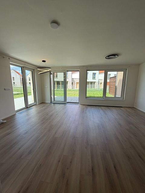 Pronájem rodinného domu 137 m², pozemek 383 m² – fotografie 5