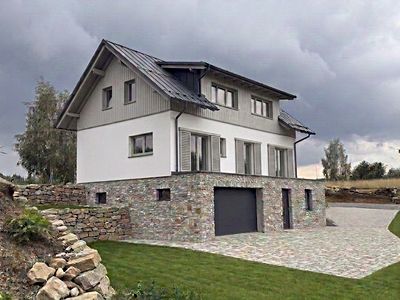 Prodej rodinného domu 310 m², pozemek 2377 m²