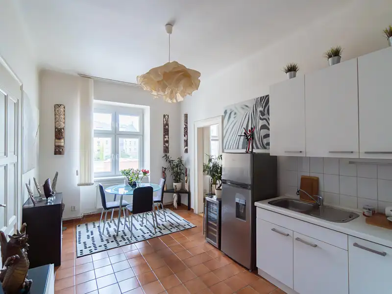 Prodej bytu 2+1 85 m², Praha – náhled fotky 3