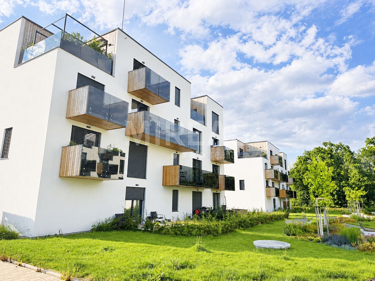 Pronájem bytu 2+kk 53 m²