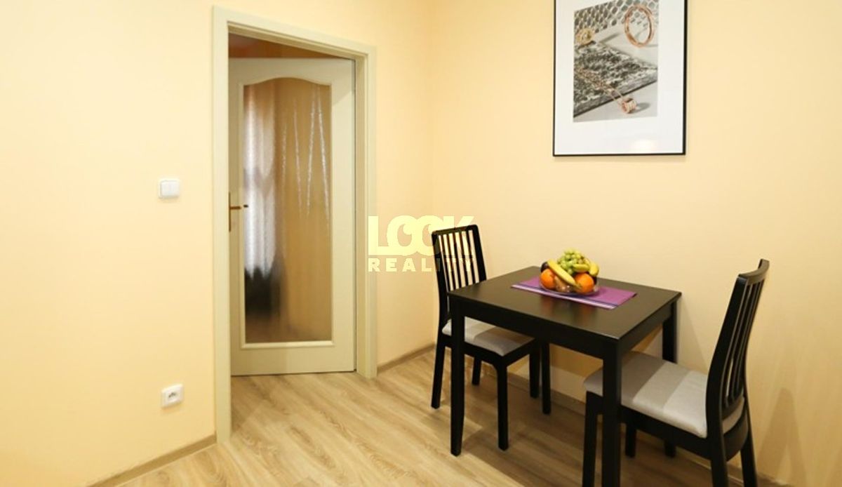 Pronájem bytu 1+1 40 m² – fotografie 5