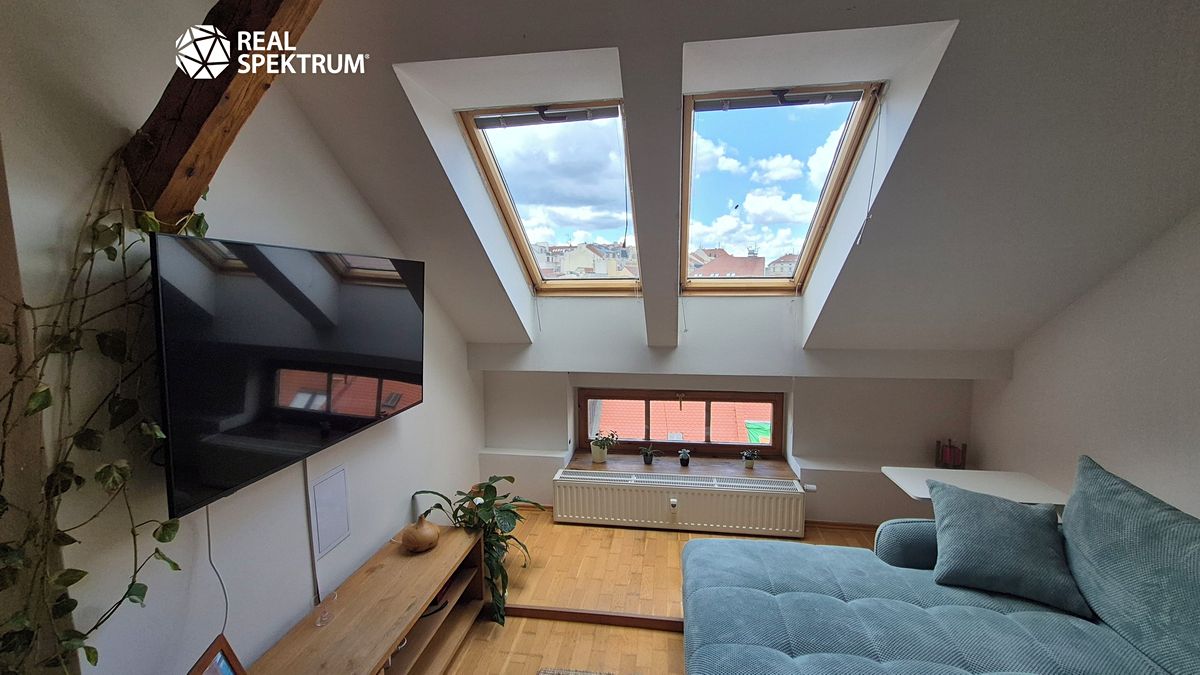 Pronájem bytu 2+kk 83 m² – fotografie 2
