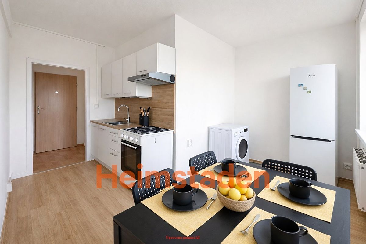 Pronájem bytu 1+1 39 m²