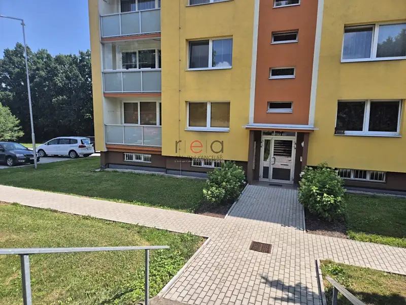 Prodej bytu 3+1 70 m², Kamenický Šenov – náhled fotky 2