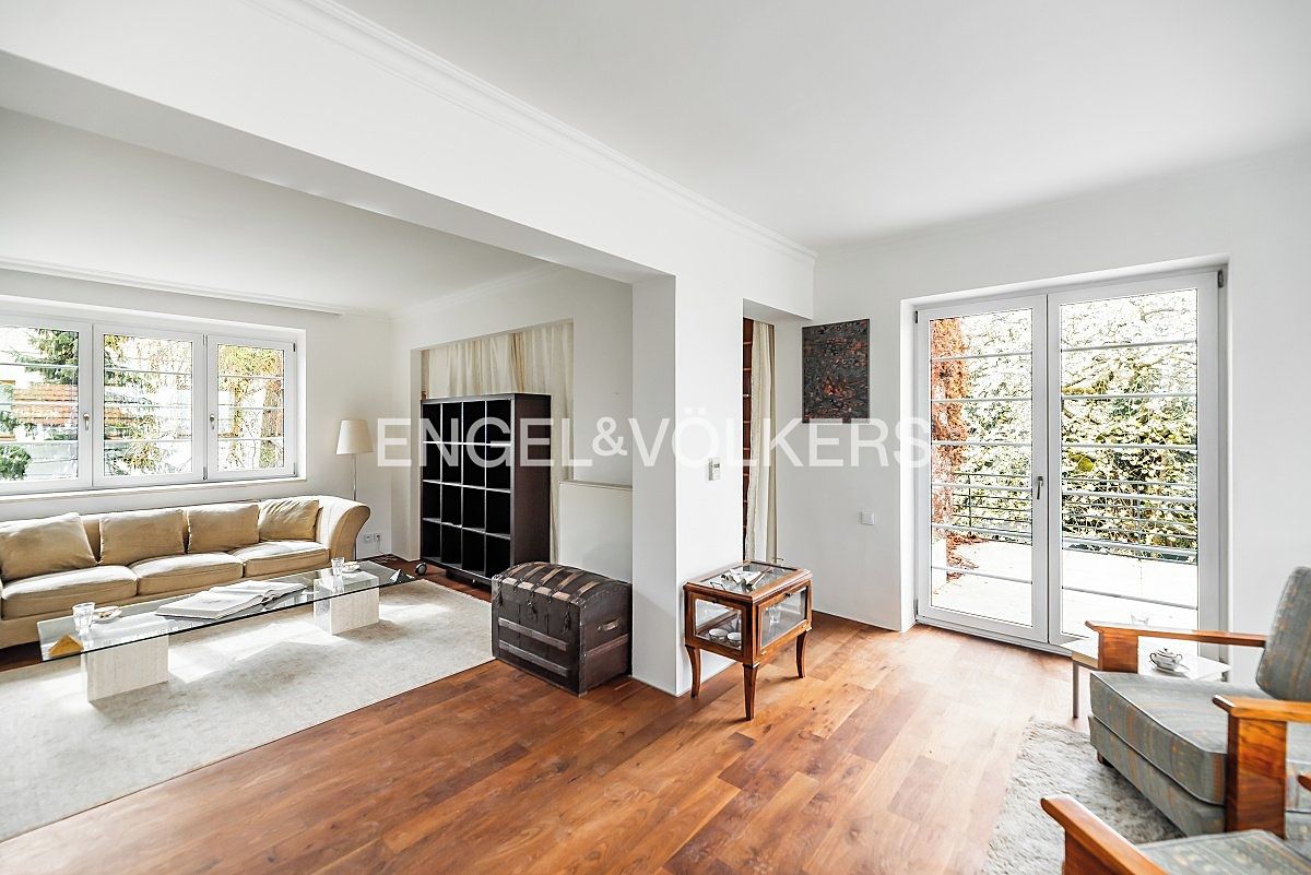Pronájem rodinného domu 260 m², pozemek 629 m²