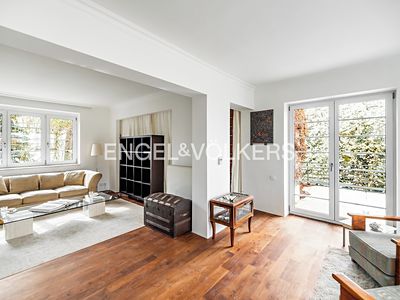 Pronájem rodinného domu 260 m², pozemek 629 m²