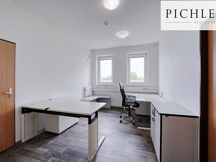 Pronájem komerčního prostoru, 255 m² (21 z 43)