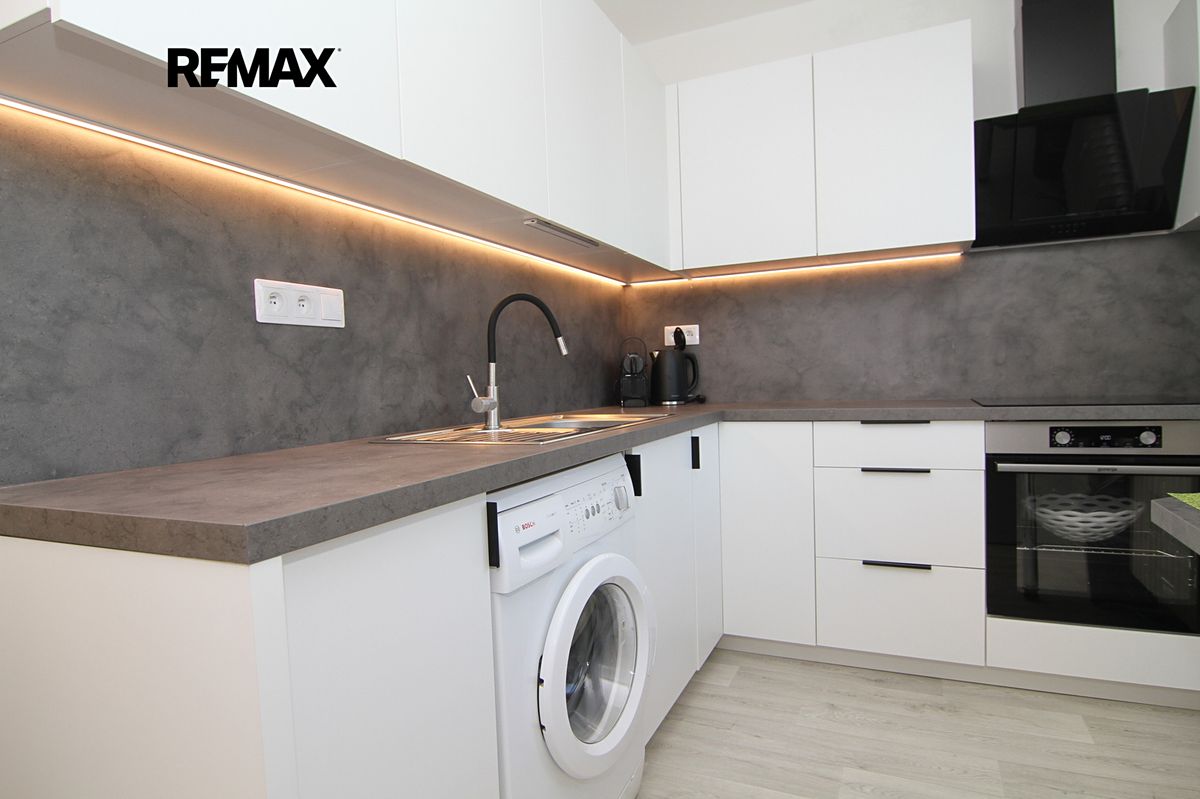 Pronájem bytu 2+1 56 m²