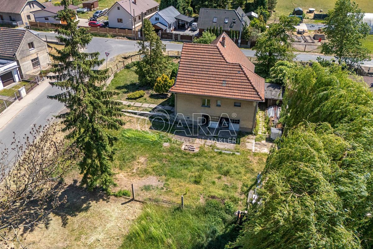 Prodej rodinného domu 274 m², pozemek 941 m² – fotografie 4