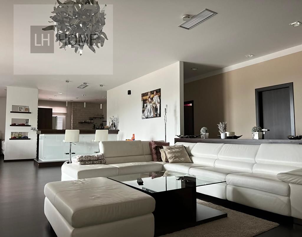 Pronájem bytu 5+kk 285 m²