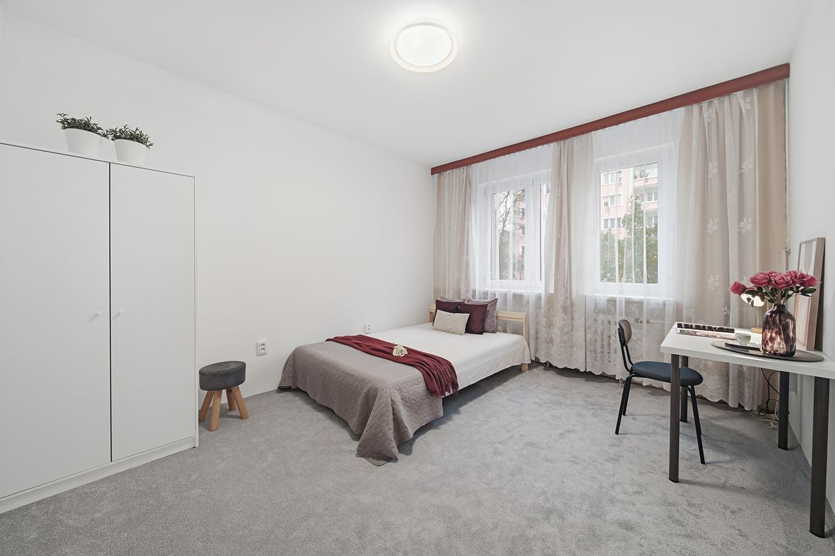 Pronájem bytu pokoje 14 m²