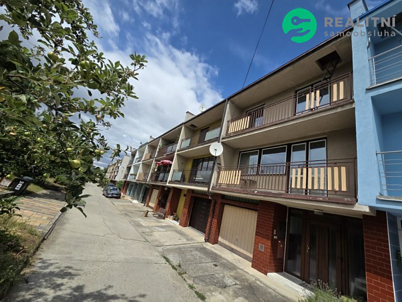 Prodej rodinného domu 75 m², pozemek 701 m² – fotografie 2