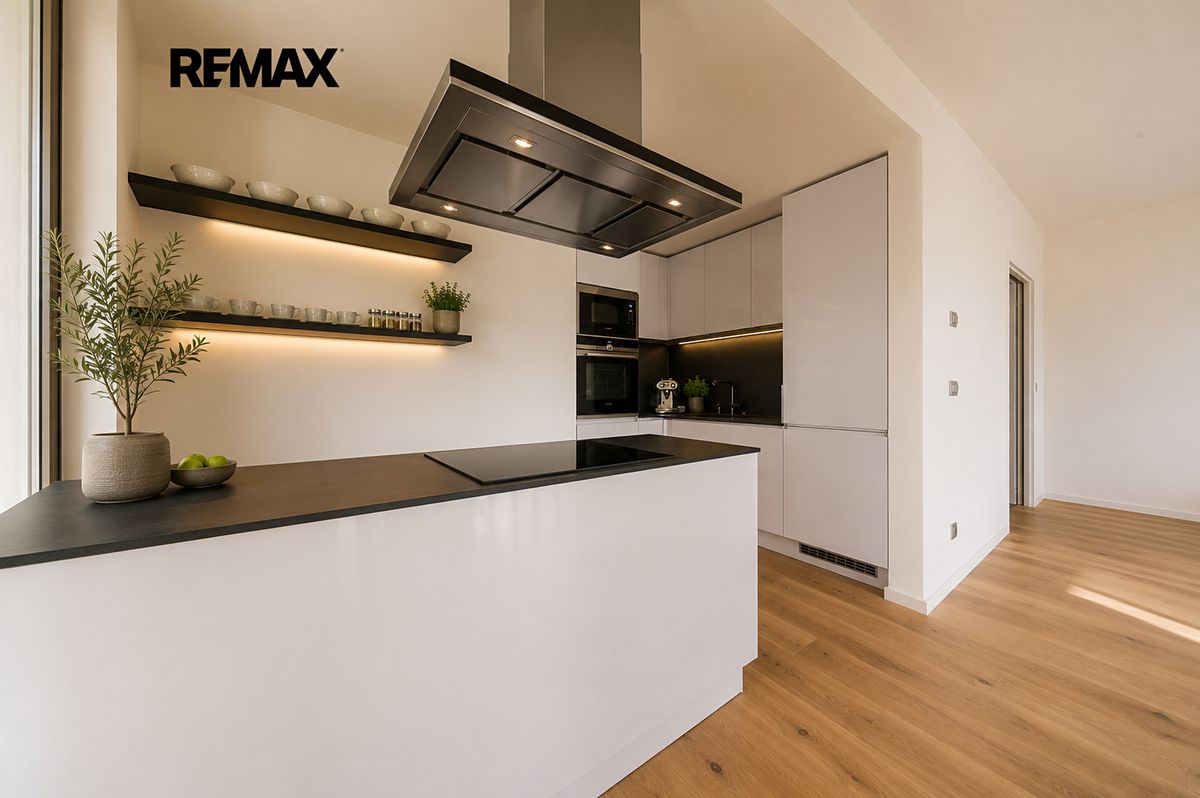 Prodej bytu 3+kk 101 m² – fotografie 2