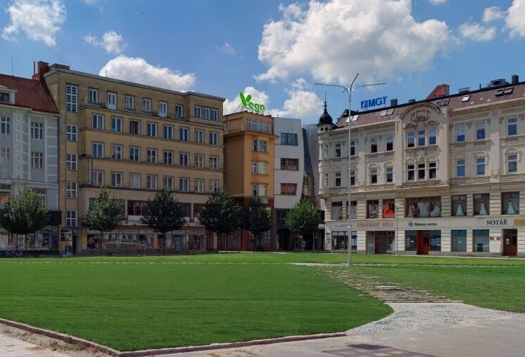 Комерційне приміщення в оренду, 16 м² (1 з 3)
