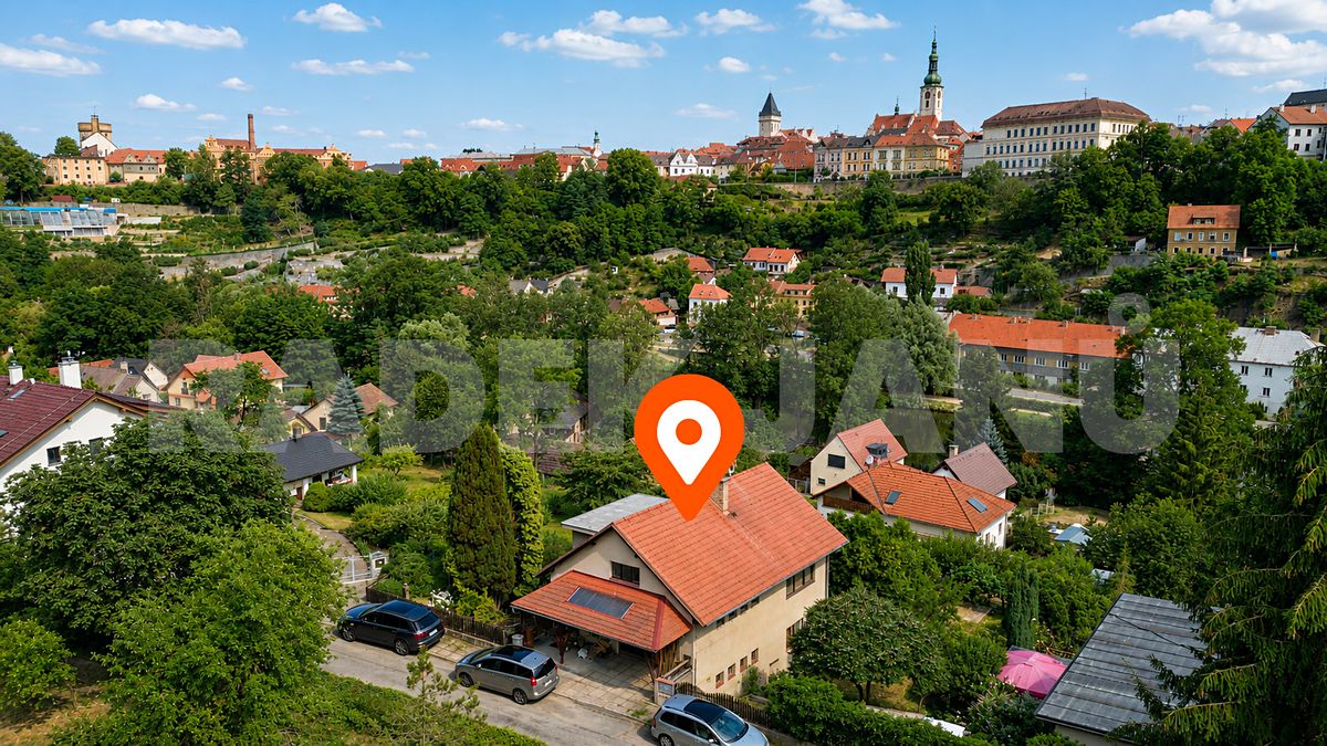 Prodej rodinného domu 202 m², pozemek 892 m² – fotografie 5