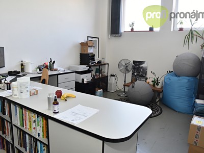 Gewerbefläche zur Miete, 701 m² (2 von 18)