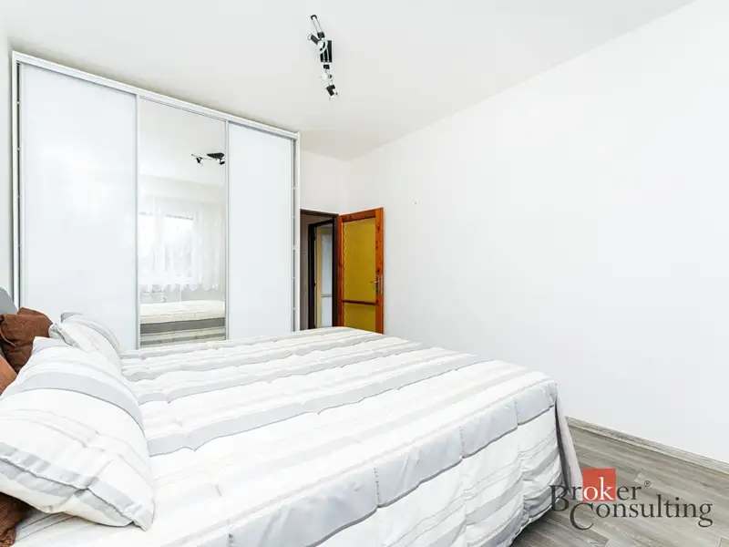 Prodej bytu 2+1 72 m², Praha – náhled fotky 2
