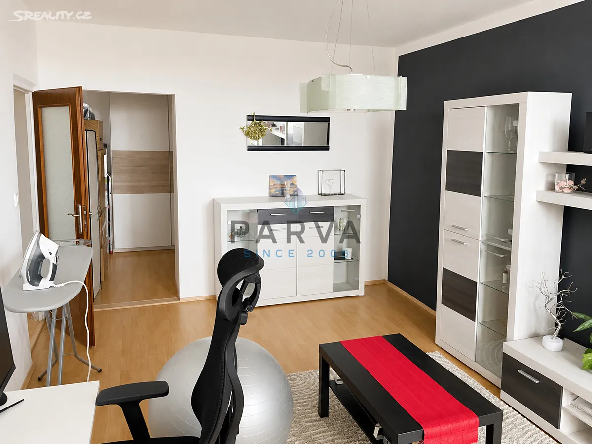 Pronájem bytu 3+1 62 m² – pohled 5