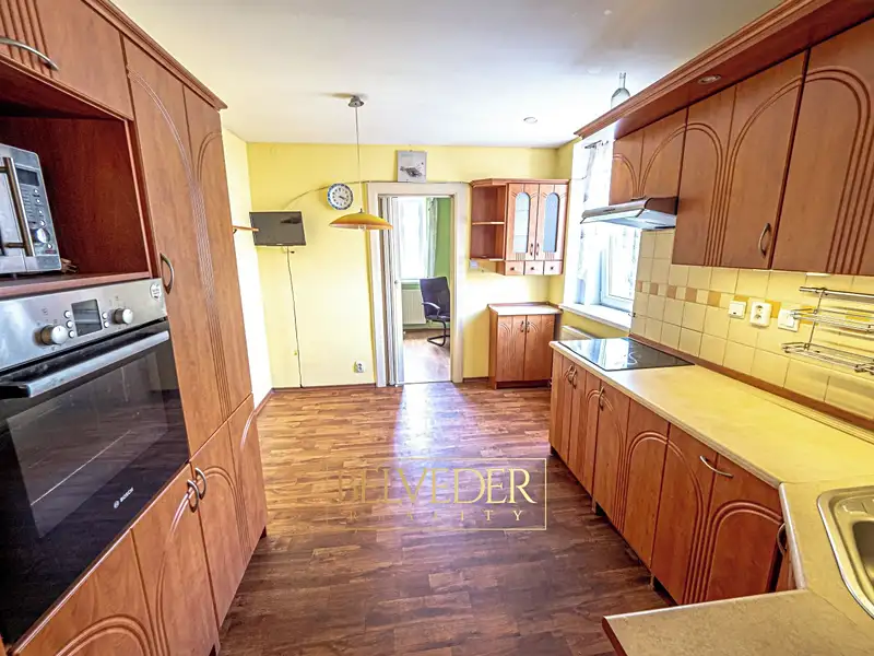 Prodej bytu 3+1 80 m², Teplice – náhled fotky 3