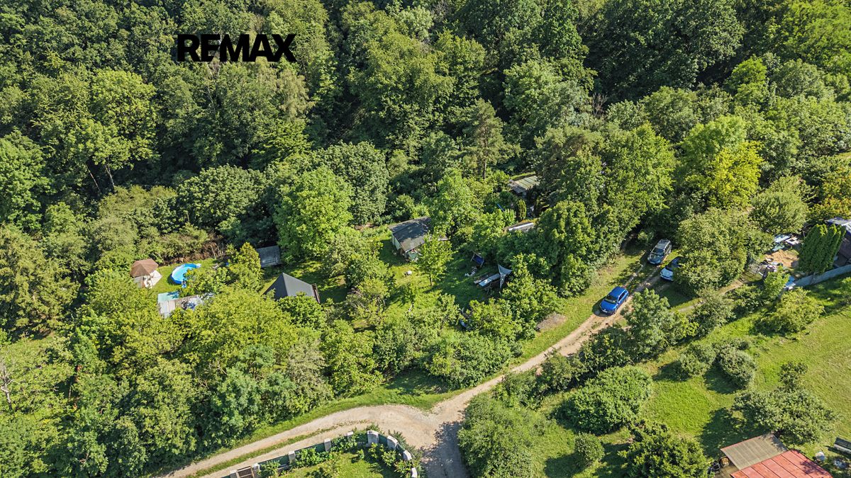 Prodej stavebního pozemku 496 m² – fotografie 3