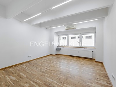 Комерційне приміщення в оренду, 135 м² (2 з 9)