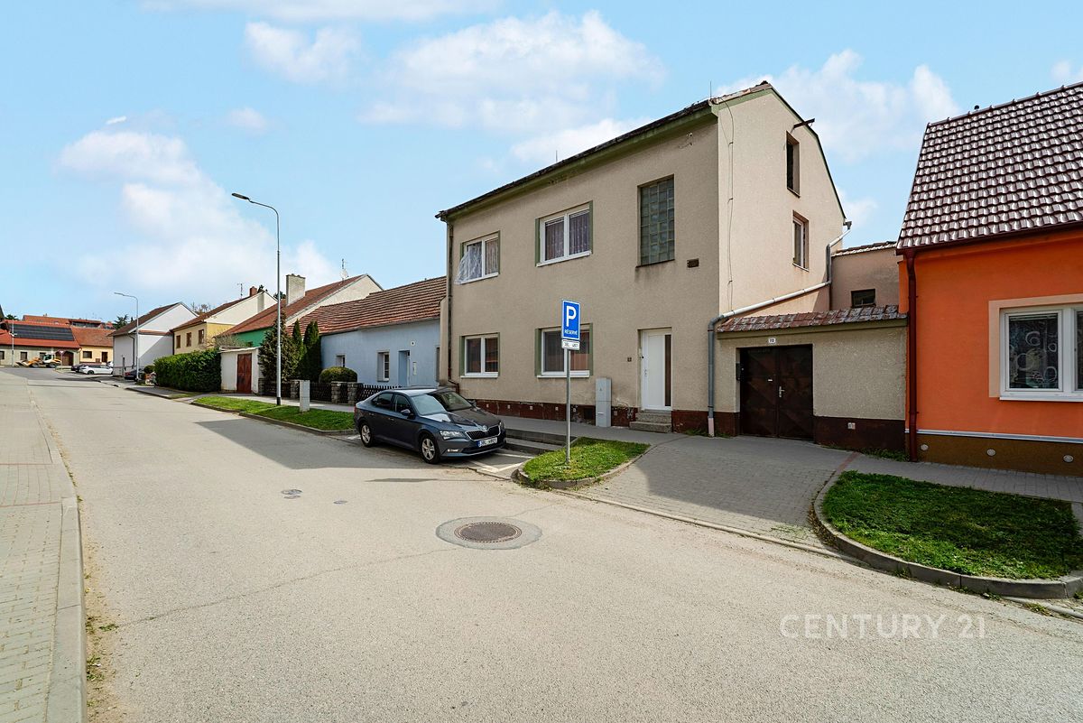 Prodej vícegeneračního domu 190 m², pozemek 598 m² – fotografie 4