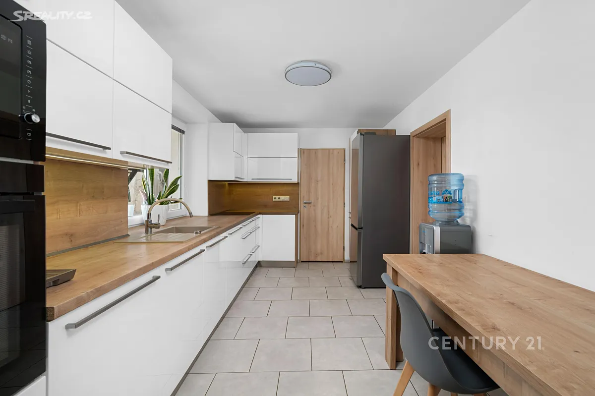 Prodej vícegeneračního domu 190 m², pozemek 598 m², Želešice