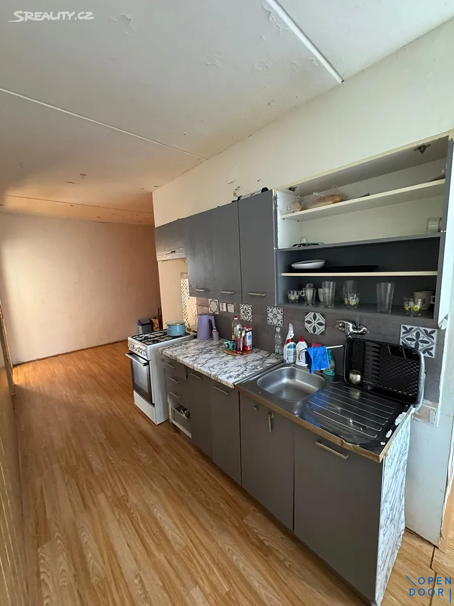 Pronájem bytu 2+1 61 m², Chomutov