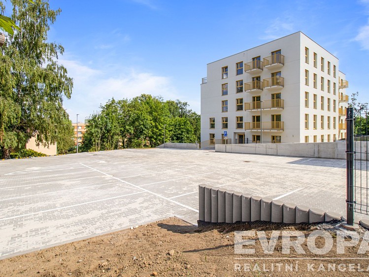 Квартира 3+kk на продаж, 96 м² (27 з 34)