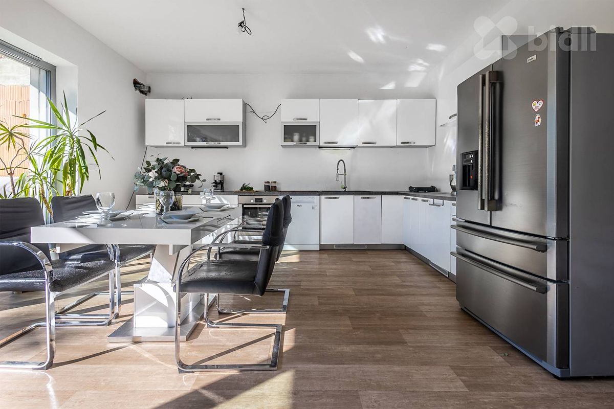 Prodej rodinného domu 134 m², pozemek 480 m² – fotografie 2