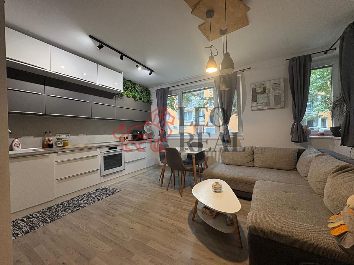 Pronájem bytu 2+kk 56 m²