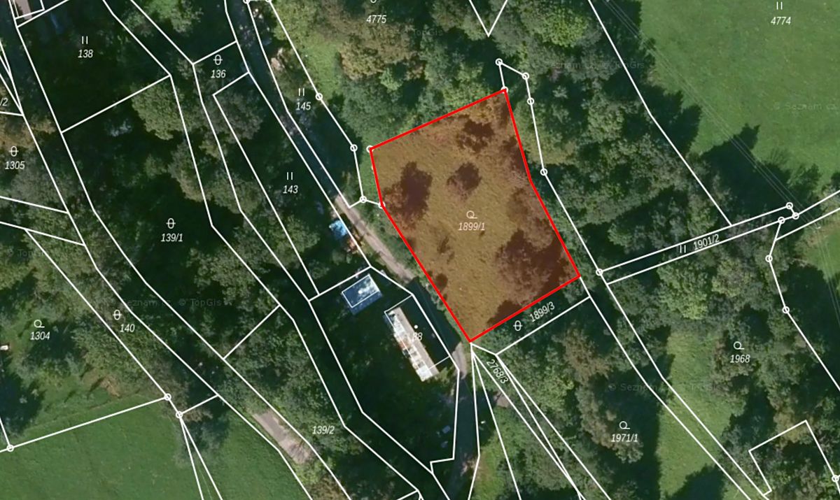 Prodej stavebního pozemku 1489 m² – fotografie 2