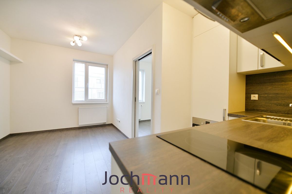 Pronájem bytu 2+kk 37 m²