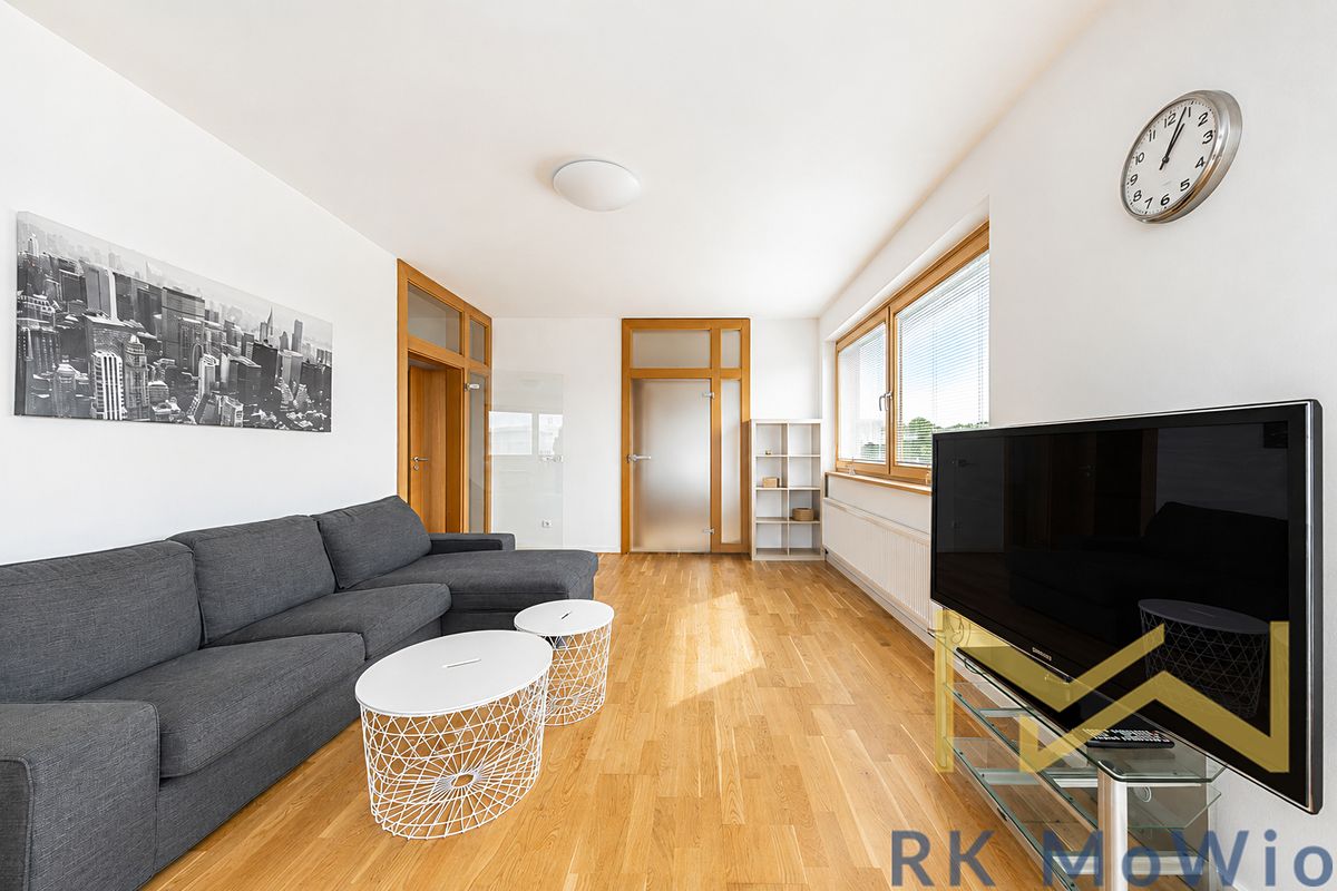 Pronájem bytu 2+kk 64 m²