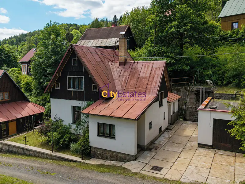 Prodej chalupy 145 m², pozemek 469 m², Desná – náhled fotky 3