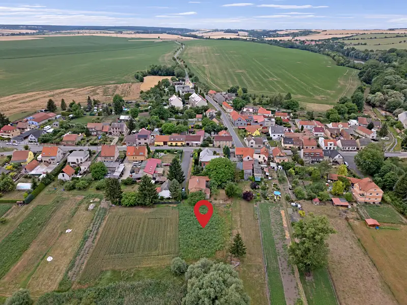 Prodej stavebního pozemku 1191 m², Klobuky – náhled fotky 1