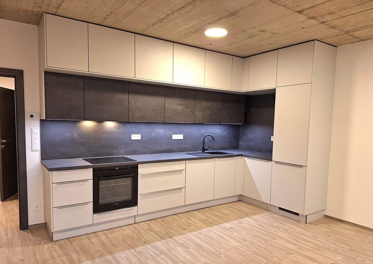Pronájem bytu 3+kk 75 m²