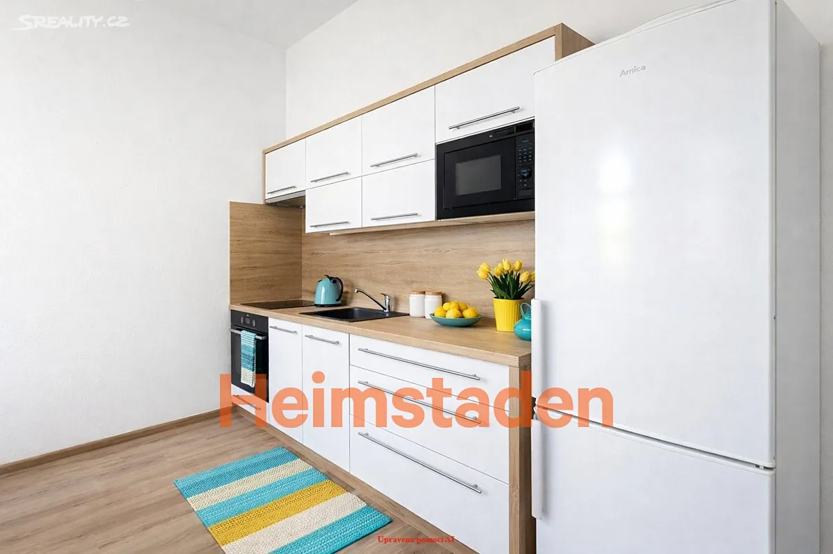 Pronájem bytu 1+kk 40 m² - Widok 2