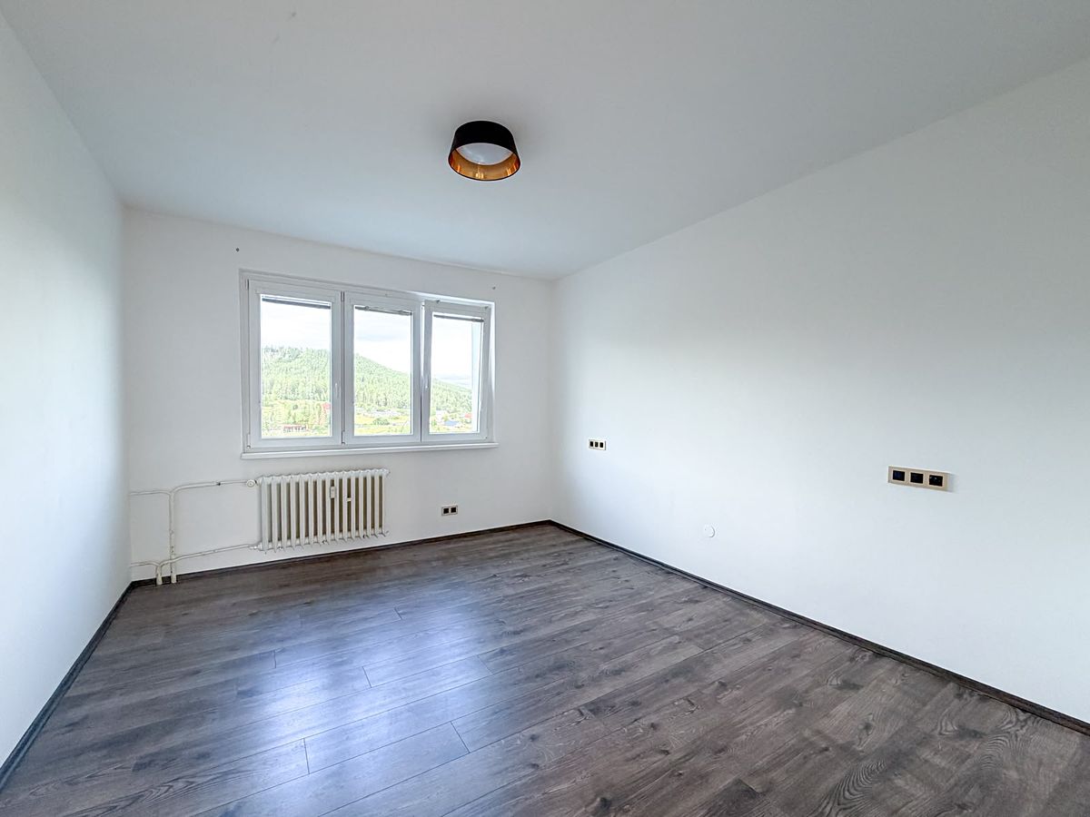 Pronájem bytu 2+1 54 m² – fotografie 3
