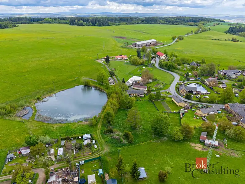 Prodej stavebního pozemku 3225 m², Bezvěrov – náhled fotky 3
