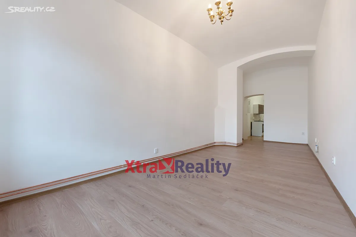 Prodej bytu 1+1 70 m² – pohled 3