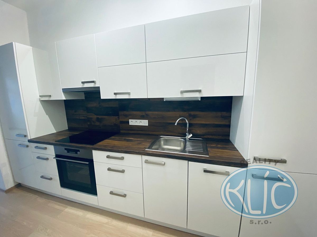 Pronájem bytu 2+kk 55 m²