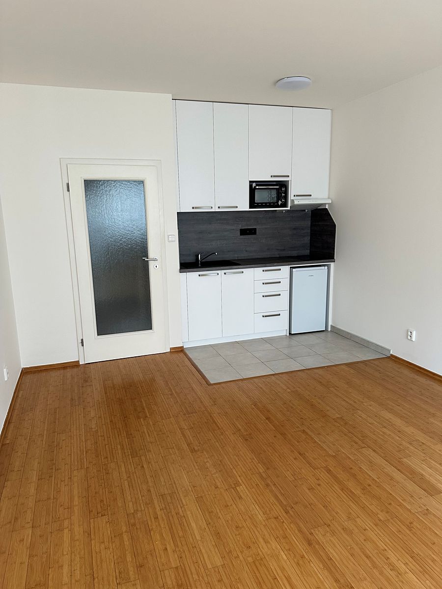 Prodej bytu 1+kk 32 m² – fotografie 4